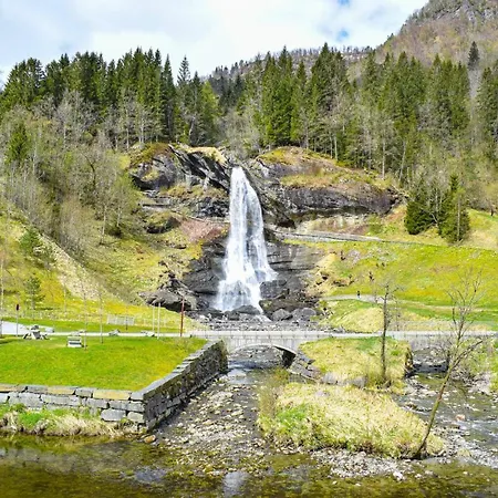 Holiday home 3 Bedroom Cozy In Norheimsund