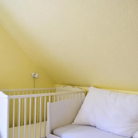 3 Bedroom Cozy In Holiday home Norheimsund
