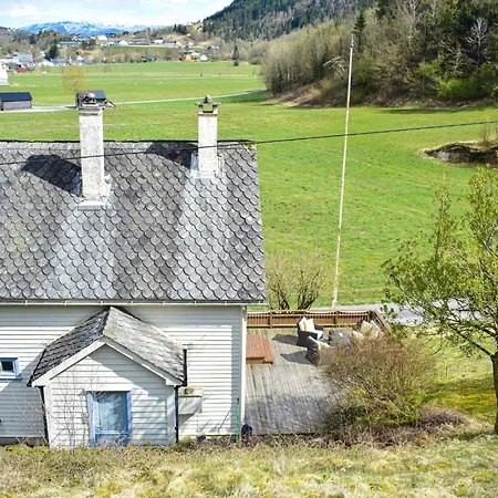 3 Bedroom Cozy In Holiday home *